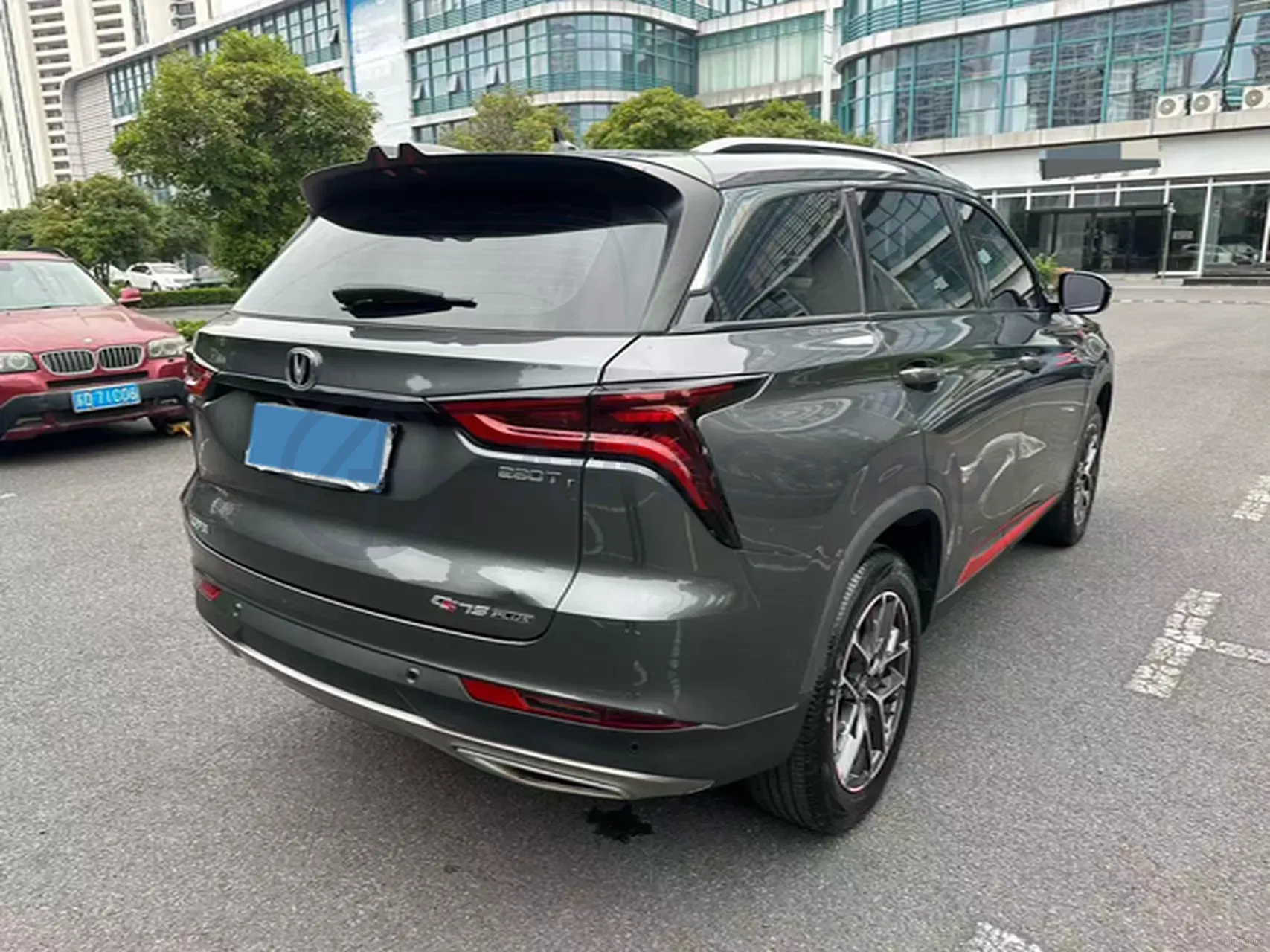 2022 ChangAn CS75 Plus 1.5T 178HP L4 6AT,autocango,china used car exporter,china ev exporter,chinese used car exporter,chinese used ev exporter