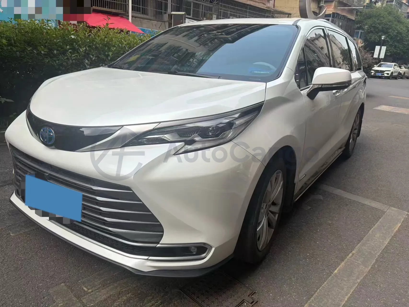 2023 Toyota Sienna 2.5L 189HP L4 E-CVT Hybrid,autocango,china used car exporter,china ev exporter,chinese used car exporter,chinese used ev exporter