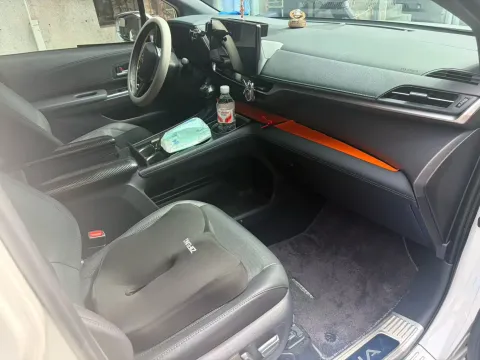 2023 Toyota Sienna 2.5L 189HP L4 E-CVT Hybrid