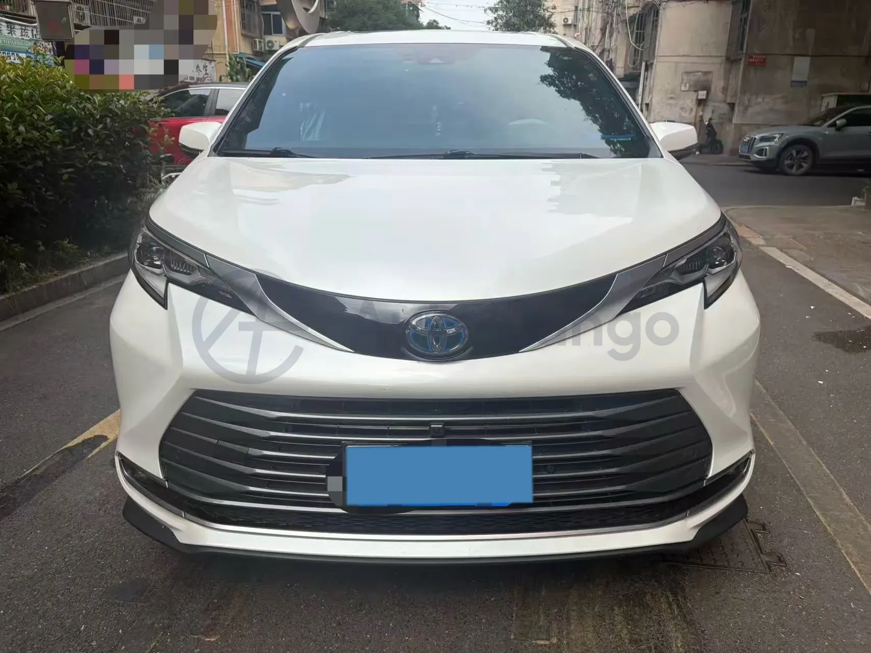 2023 Toyota Sienna 2.5L 189HP L4 E-CVT Hybrid,autocango,china used car exporter,china ev exporter,chinese used car exporter,chinese used ev exporter