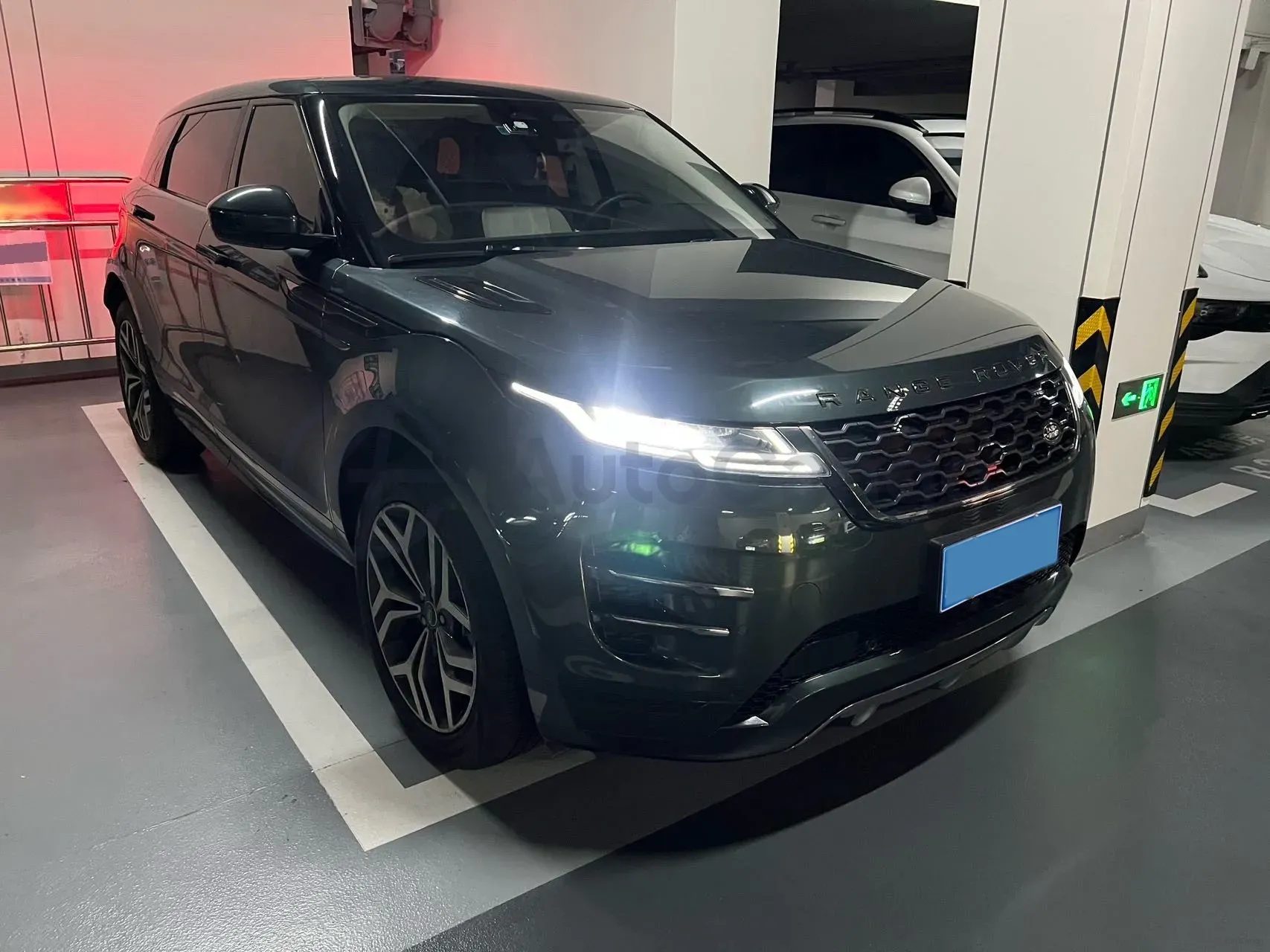 2022 Land Rover Range Rover Evoque 2.0T 249HP L4 9AT,autocango,china used car exporter,china ev exporter,chinese used car exporter,chinese used ev exporter