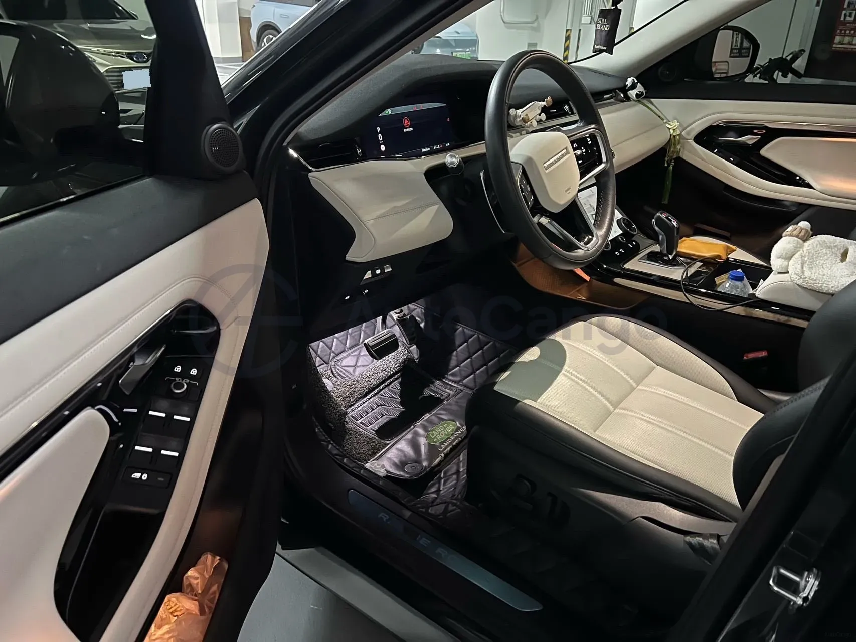 2022 Land Rover Range Rover Evoque 2.0T 249HP L4 9AT,autocango,china used car exporter,china ev exporter,chinese used car exporter,chinese used ev exporter