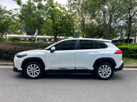 2024 Toyota Frontlander 2.0L 171HP L4 CVT,autocango,china used car exporter,china ev exporter,chinese used car exporter,chinese used ev exporter