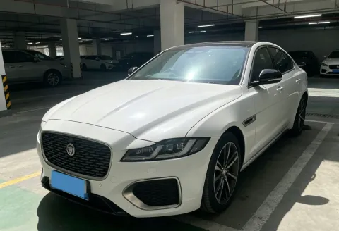 2024 JAGUAR XFL,autocango,china used car exporter,china ev exporter,chinese used car exporter,chinese used ev exporter