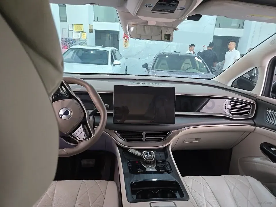 2022 Mercedes-Benz GLC Class 2.0T 197HP L4 9AT,autocango,china used car exporter,china ev exporter,chinese used car exporter,chinese used ev exporter
