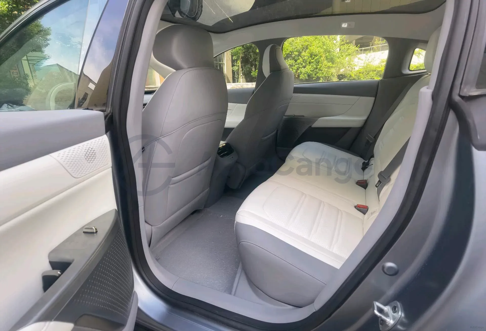 2024 DongFeng eπ eπ007 BEV 70.26KWH,autocango,china used car exporter,china ev exporter,chinese used car exporter,chinese used ev exporter