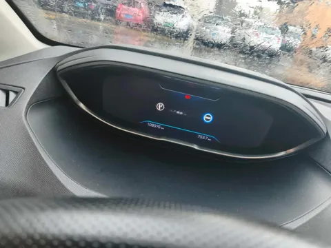 2019 Peugeot 5008 1.6T 167HP L4 6AT,autocango,china used car exporter,china ev exporter,chinese used car exporter,chinese used ev exporter