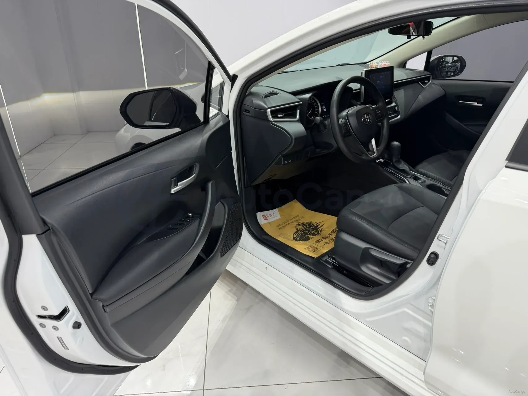 2021 Toyota Corolla 1.5L 121HP L3 CVT,autocango,china used car exporter,china ev exporter,chinese used car exporter,chinese used ev exporter