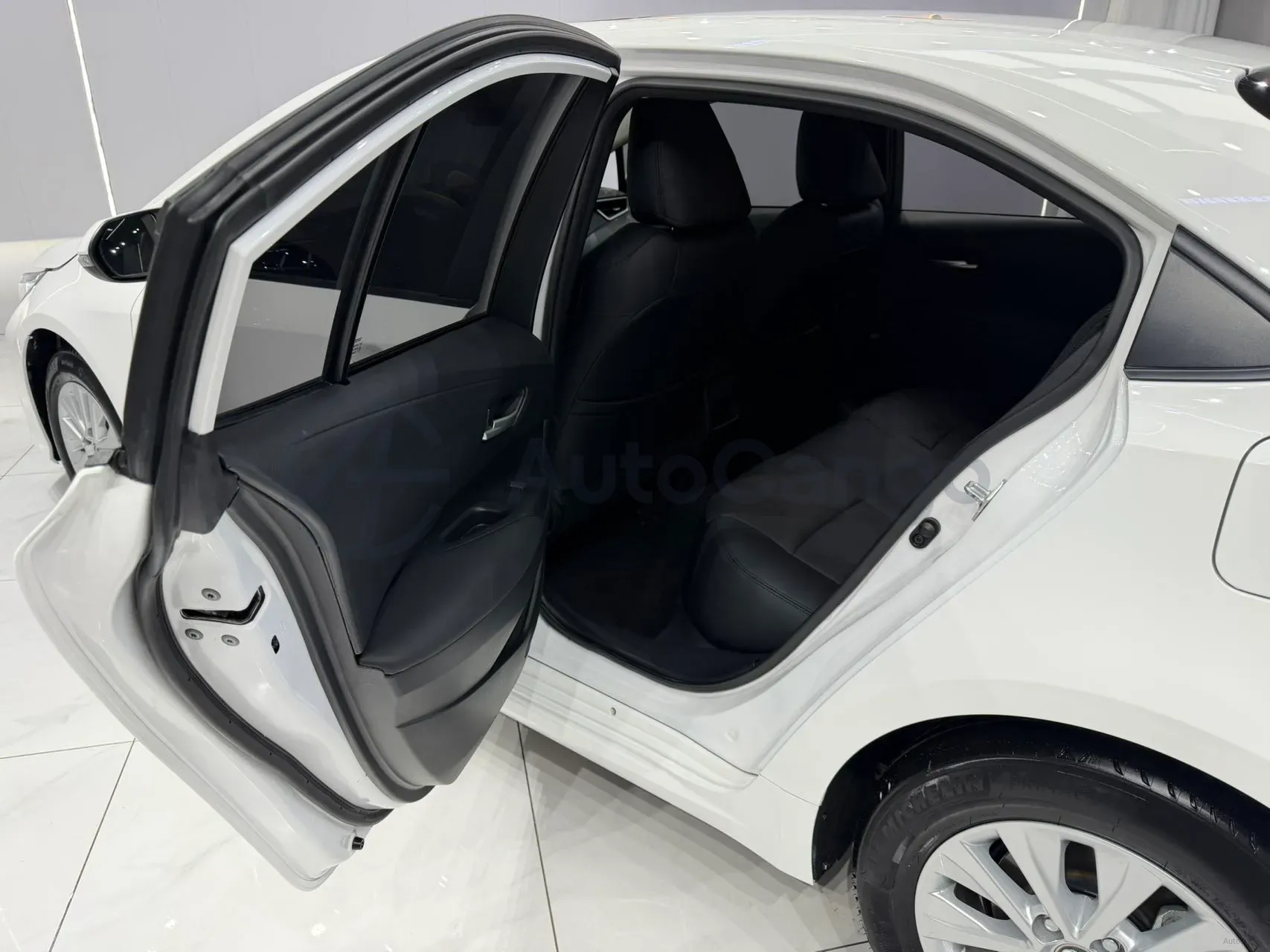 2021 Toyota Corolla 1.5L 121HP L3 CVT,autocango,china used car exporter,china ev exporter,chinese used car exporter,chinese used ev exporter