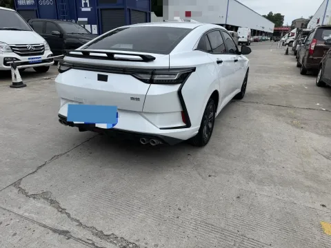 2023 DongFeng Aeolus YiXuan 1.5L 125HP L4 6DCT
