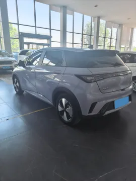2023 BYD Dolphin BEV 44.928KWH