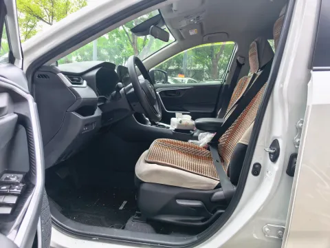 2024 Toyota RAV4 2.0L 171HP L4 CVT