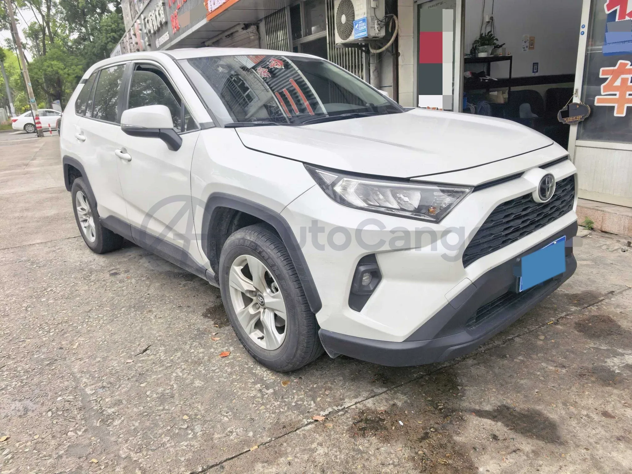 2024 Toyota RAV4 2.0L 171HP L4 CVT,autocango,china used car exporter,china ev exporter,chinese used car exporter,chinese used ev exporter