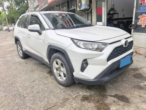 2024 Toyota RAV4 2.0L 171HP L4 CVT