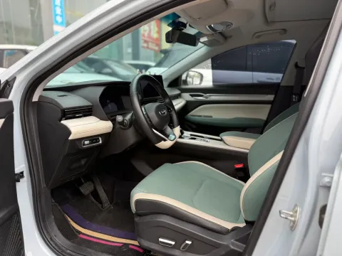 2022 Geely Emgrand L HiP 1.5T 181HP L4 3DHT PHEV 15.5KWH