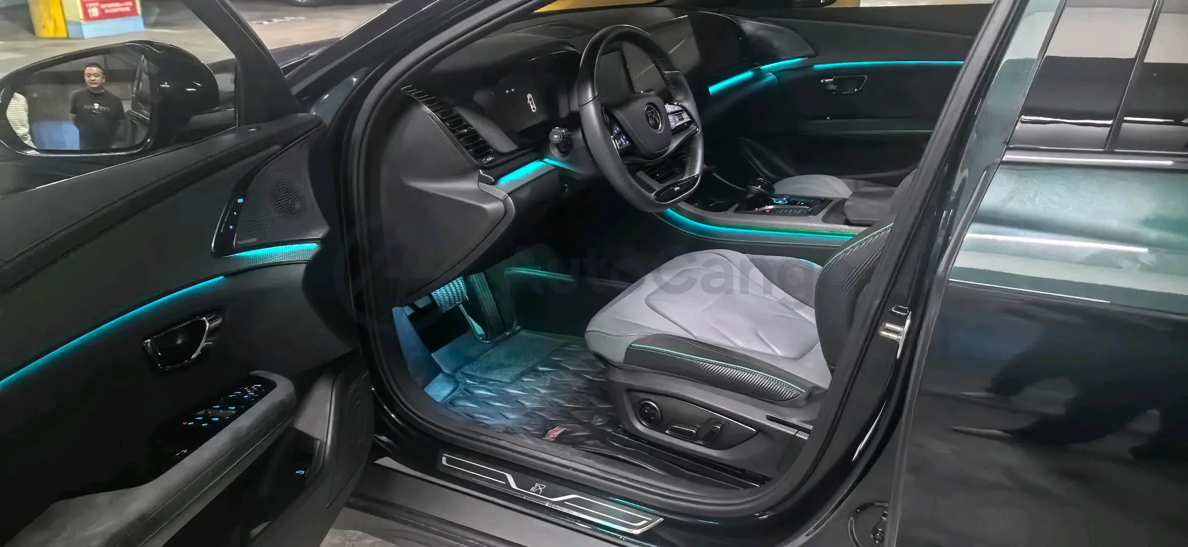 2022 Toyota Highlander 2.5L 192HP L4 E-CVT Hybrid,autocango,china used car exporter,china ev exporter,chinese used car exporter,chinese used ev exporter
