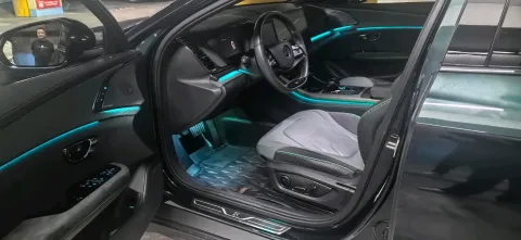 2022 Toyota Highlander 2.5L 192HP L4 E-CVT Hybrid