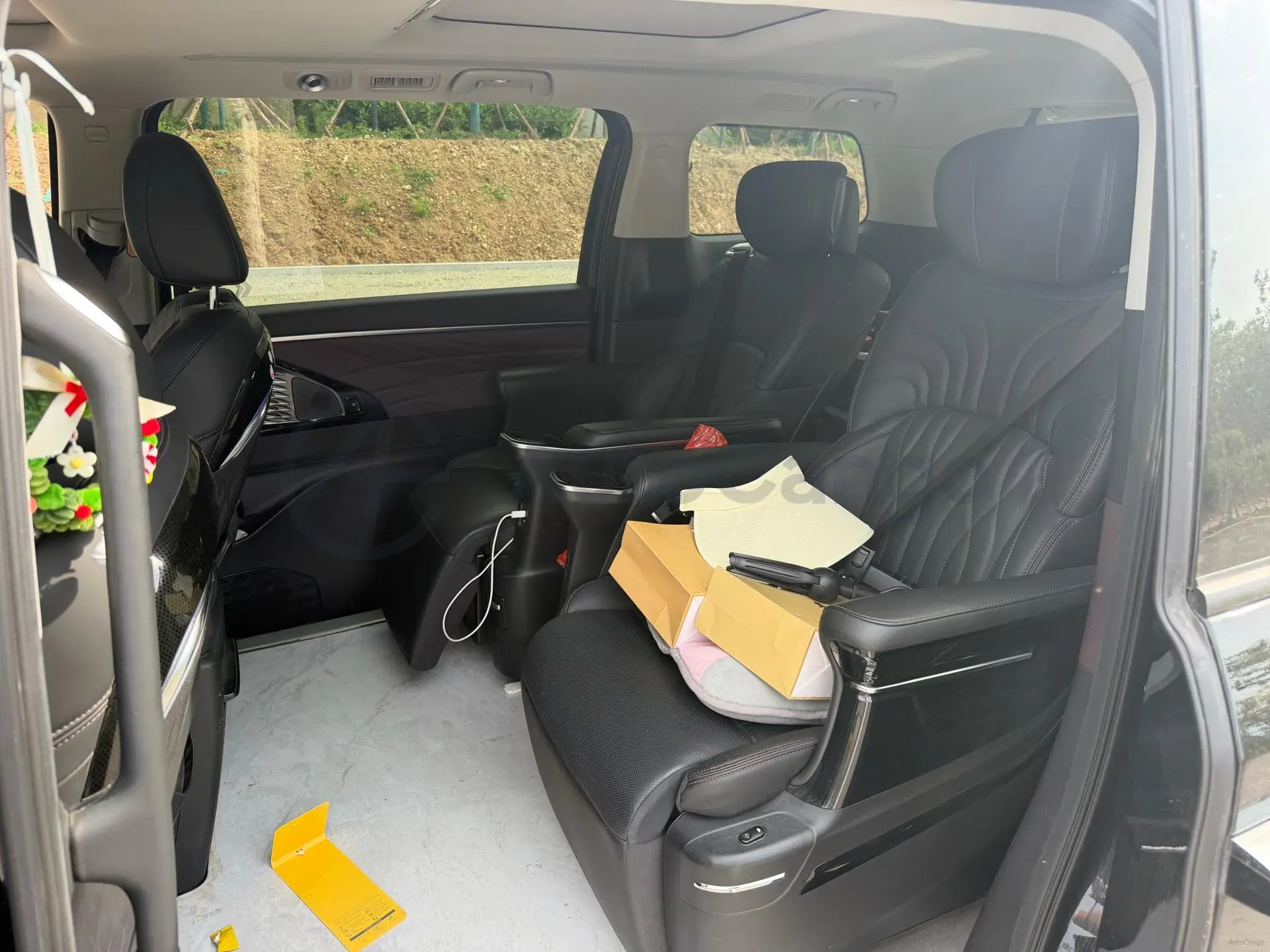 2024 GAC Trumpchi M8 2.0T 252HP L4 8AT,autocango,china used car exporter,china ev exporter,chinese used car exporter,chinese used ev exporter