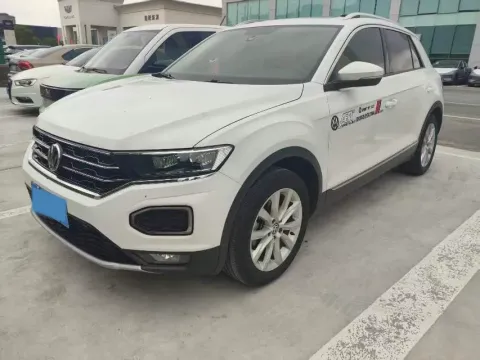 2020 VOLKSWAGEN T-ROC,autocango,china used car exporter,china ev exporter,chinese used car exporter,chinese used ev exporter