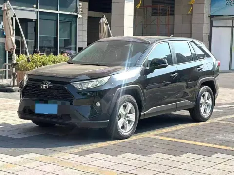 2021 TOYOTA RAV4,autocango,china used car exporter,china ev exporter,chinese used car exporter,chinese used ev exporter