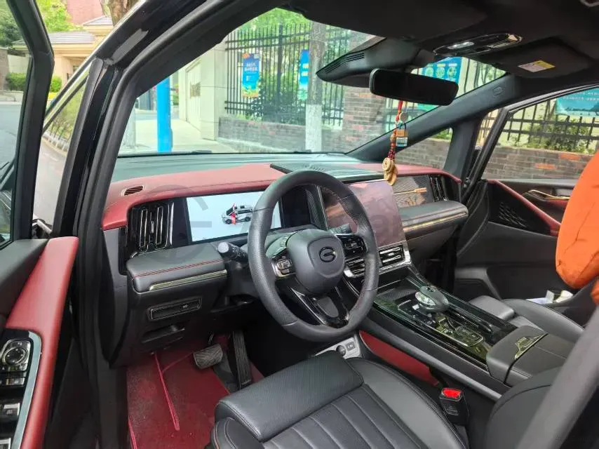 2024 GAC Trumpchi M8 2.0T 252HP L4 8AT,autocango,china used car exporter,china ev exporter,chinese used car exporter,chinese used ev exporter