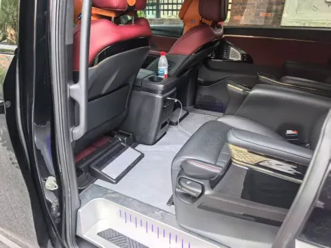 2024 GAC Trumpchi M8 2.0T 252HP L4 8AT