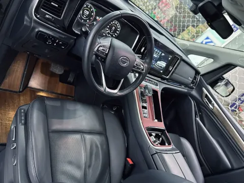 2021 GAC Trumpchi M8 2.0T 252HP L4 8AT