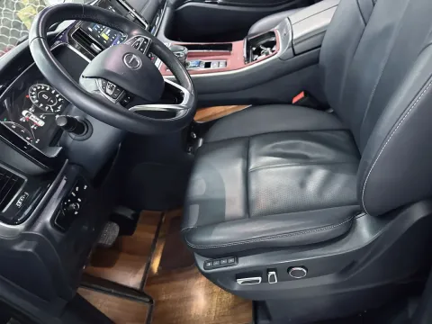 2021 GAC Trumpchi M8 2.0T 252HP L4 8AT