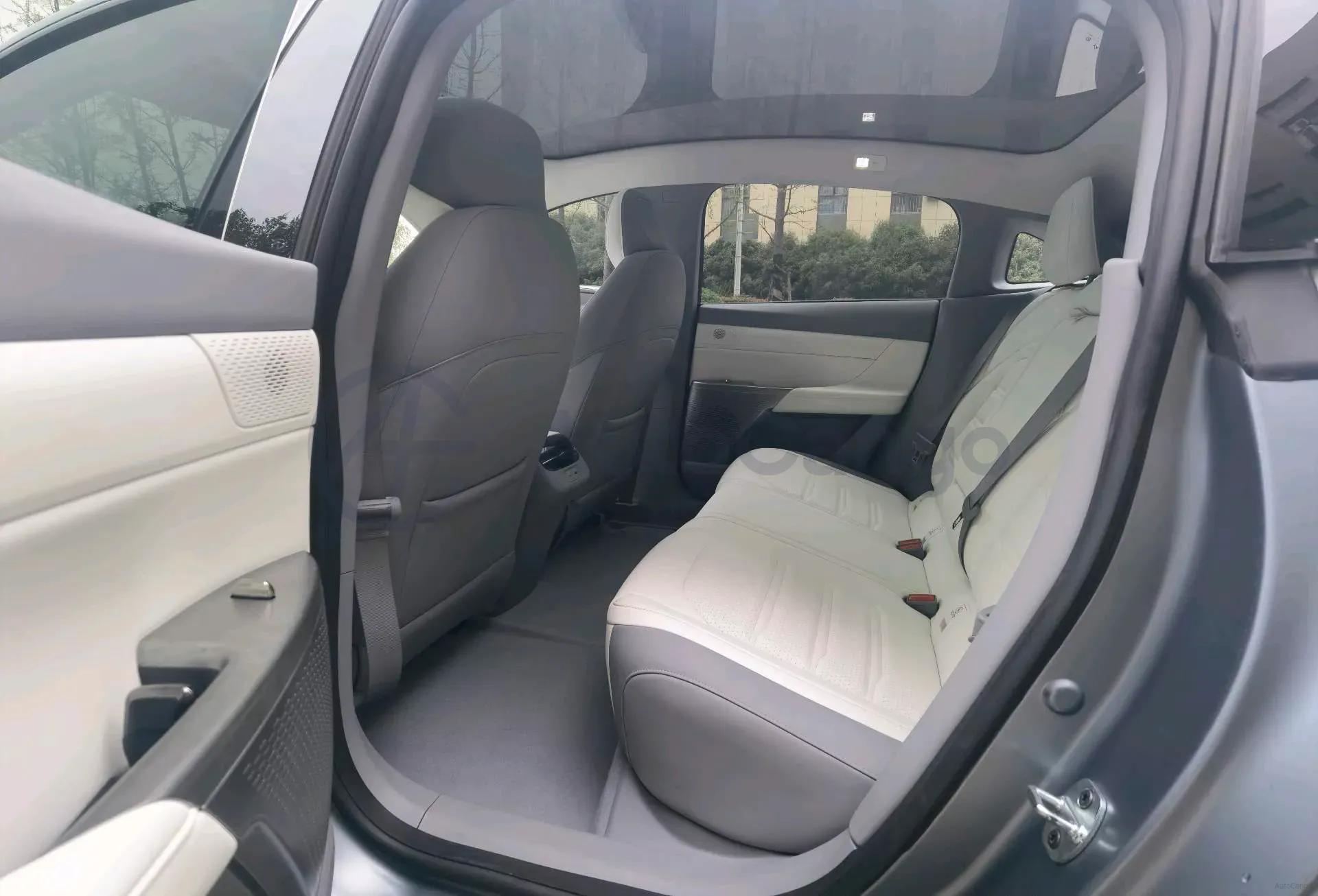 2024 DongFeng eπ eπ007 BEV 70.26KWH,autocango,china used car exporter,china ev exporter,chinese used car exporter,chinese used ev exporter