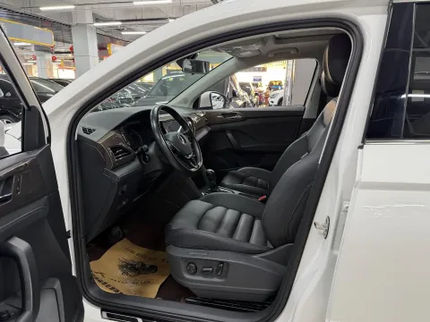 2021 Volkswagen Tharu 1.4T 150HP L4 7DCT