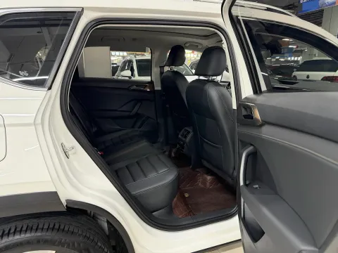 2021 Volkswagen Tharu 1.4T 150HP L4 7DCT