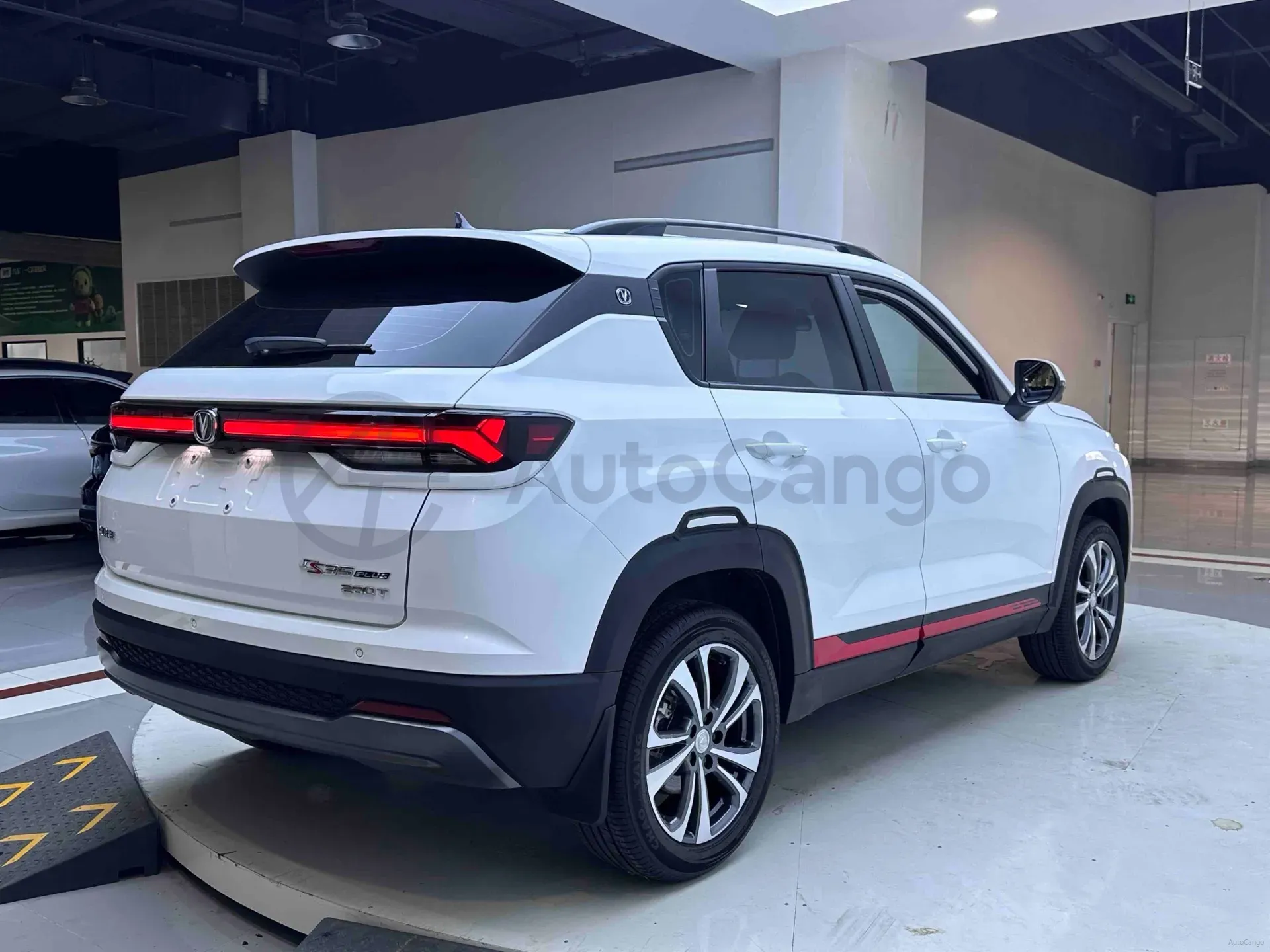 2023 ChangAn CS35 Plus 1.4T 160HP L4 7DCT,autocango,china used car exporter,china ev exporter,chinese used car exporter,chinese used ev exporter