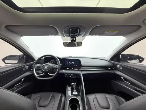 2022 Hyundai Elantra 1.5L 115HP L4 CVT,autocango,china used car exporter,china ev exporter,chinese used car exporter,chinese used ev exporter