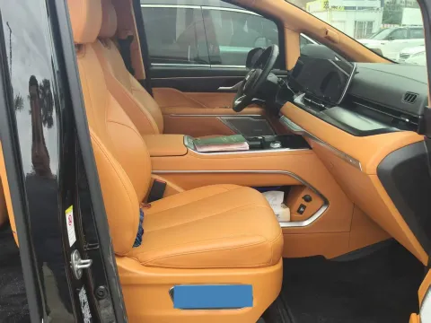 2024 Voyah ZhuiGuang 1.5T 136HP L4 1DHT PHEV 43KWH,autocango,china used car exporter,china ev exporter,chinese used car exporter,chinese used ev exporter