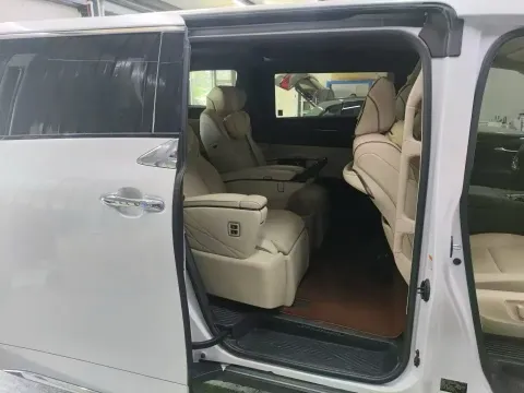 2024 Toyota Vellfire 2.5L 190HP L4 E-CVT Hybrid