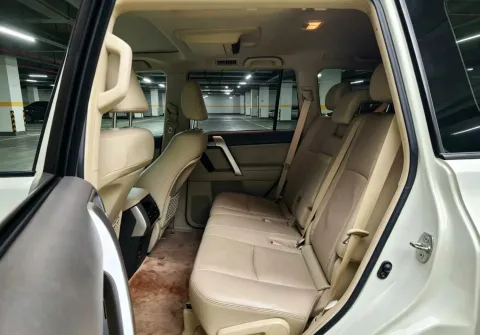2018 Mercedes-Benz E Class 2.0T 184HP L4 9AT