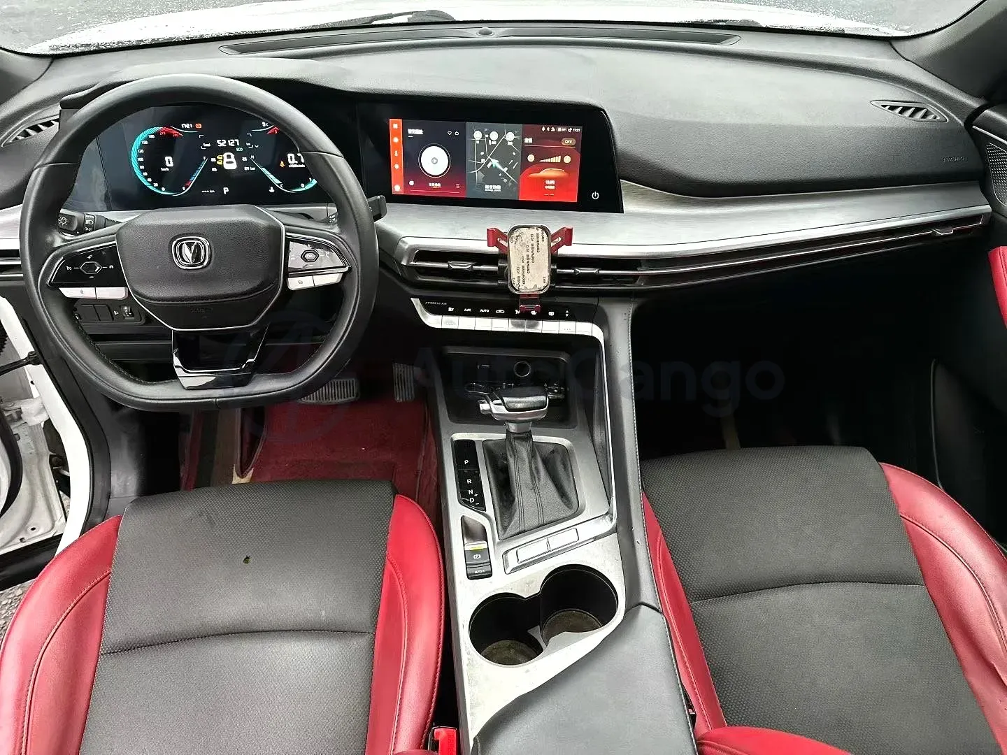 2023 ChangAn CS35 Plus 1.4T 160HP L4 7DCT,autocango,china used car exporter,china ev exporter,chinese used car exporter,chinese used ev exporter