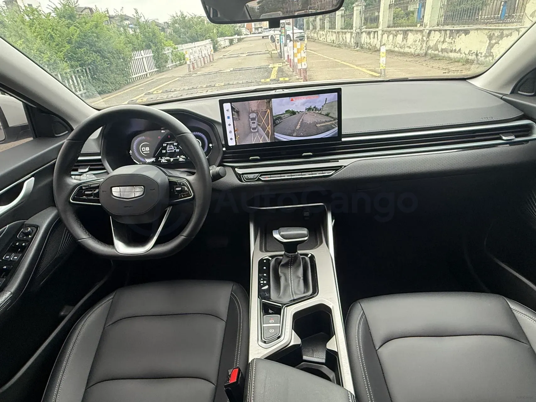 2025 Geely Emgrand 1.5L 127HP L4 CVT,autocango,china used car exporter,china ev exporter,chinese used car exporter,chinese used ev exporter