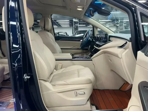 2023 Buick GL8 2.0T 237HP L4 9AT