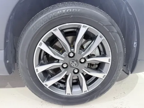 2022 Toyota Yaris L 1.5L 112HP L4 CVT