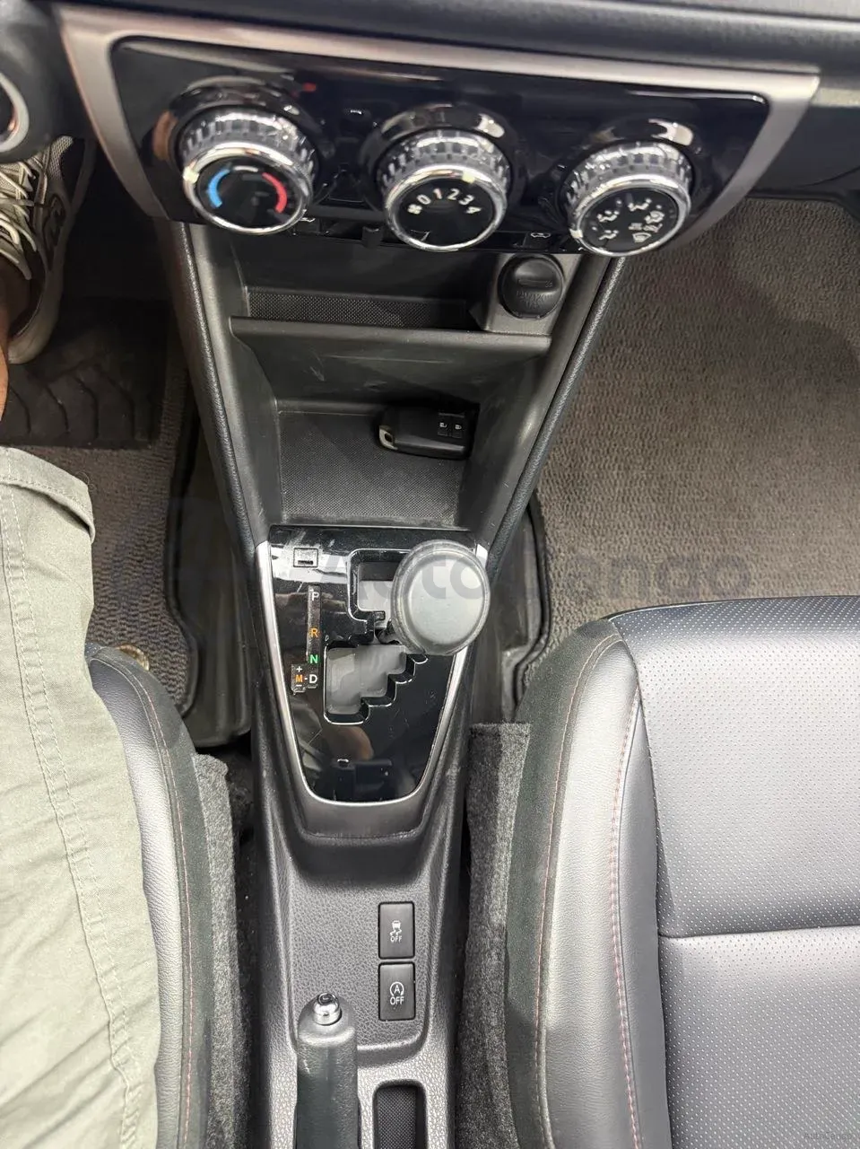 2022 Toyota Yaris L 1.5L 112HP L4 CVT,autocango,china used car exporter,china ev exporter,chinese used car exporter,chinese used ev exporter