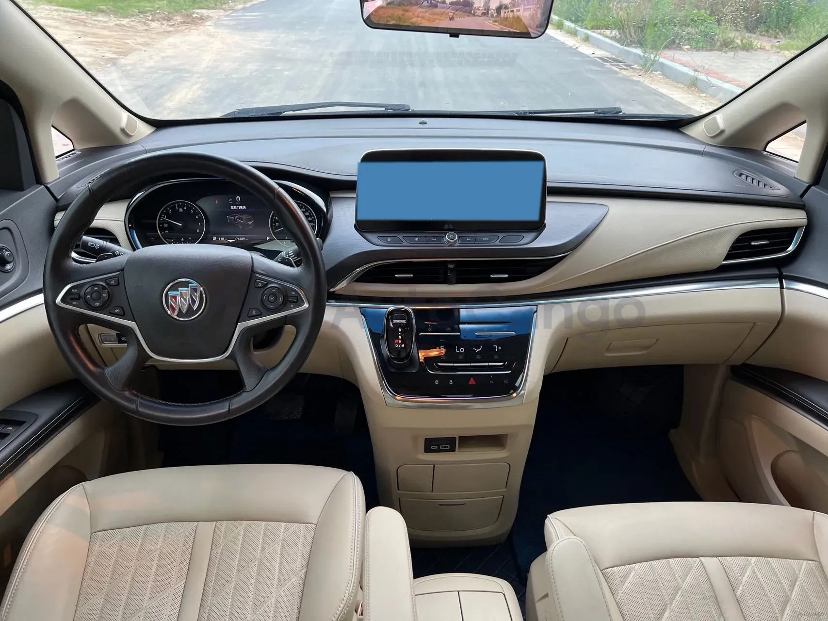 2023 Buick GL8 2.0T 237HP L4 9AT,autocango,china used car exporter,china ev exporter,chinese used car exporter,chinese used ev exporter