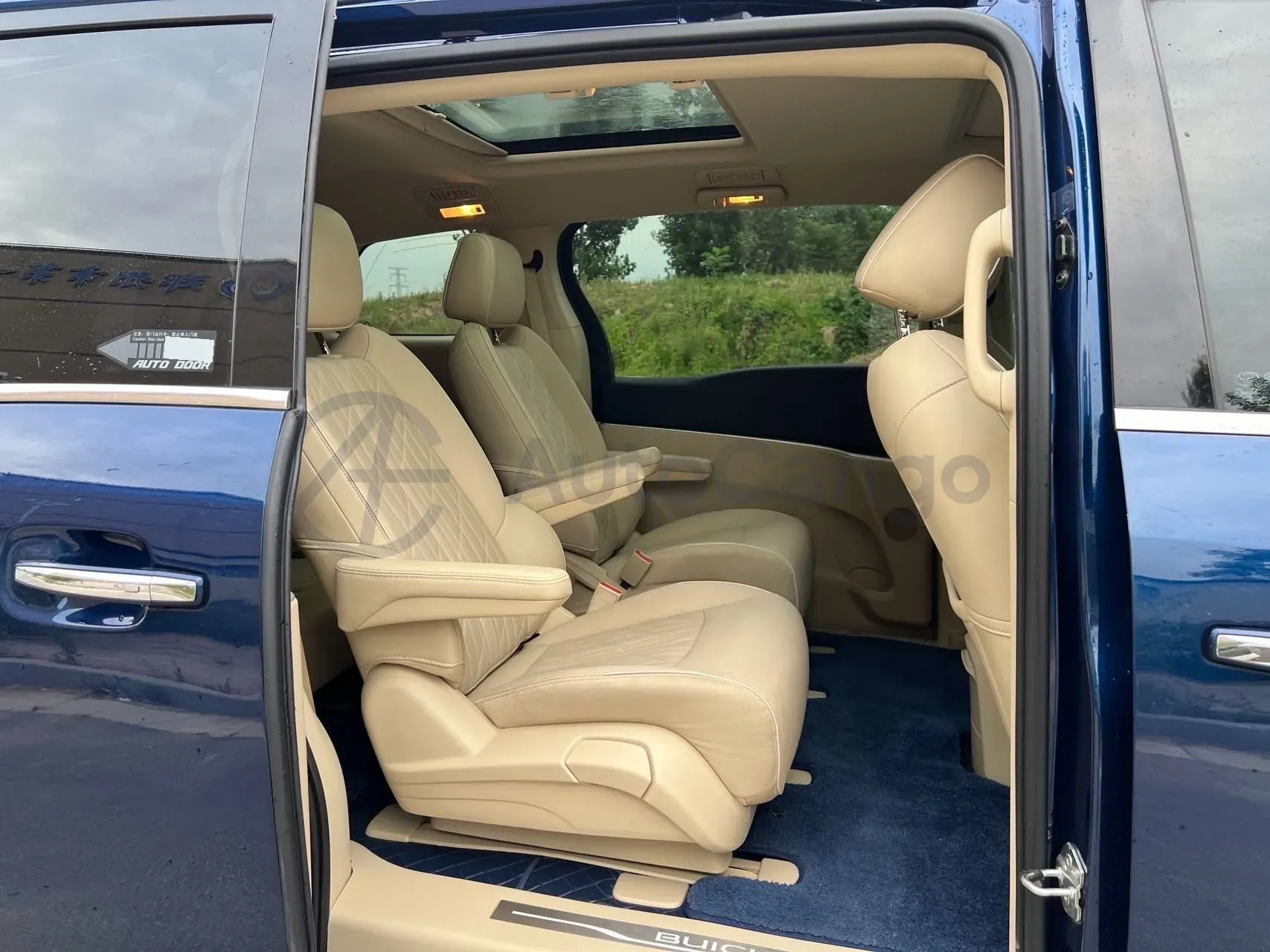 2023 Buick GL8 2.0T 237HP L4 9AT,autocango,china used car exporter,china ev exporter,chinese used car exporter,chinese used ev exporter