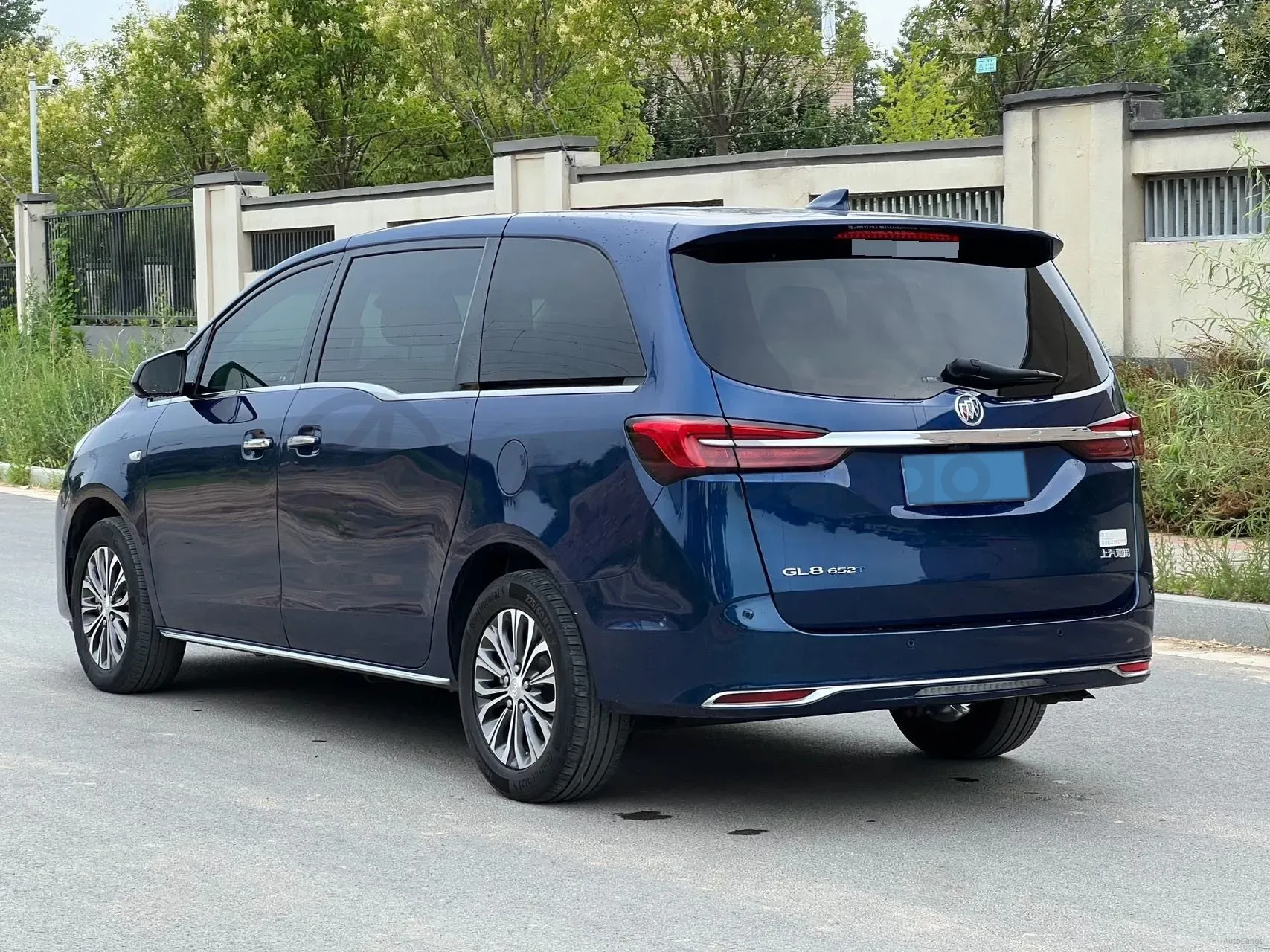 2023 Buick GL8 2.0T 237HP L4 9AT,autocango,china used car exporter,china ev exporter,chinese used car exporter,chinese used ev exporter