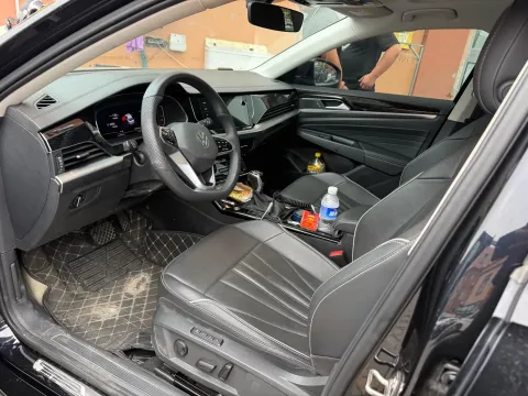 2024 Volkswagen Passat 2.0T 186HP L4 7DCT,autocango,china used car exporter,china ev exporter,chinese used car exporter,chinese used ev exporter