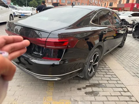 2024 Volkswagen Passat 2.0T 186HP L4 7DCT,autocango,china used car exporter,china ev exporter,chinese used car exporter,chinese used ev exporter