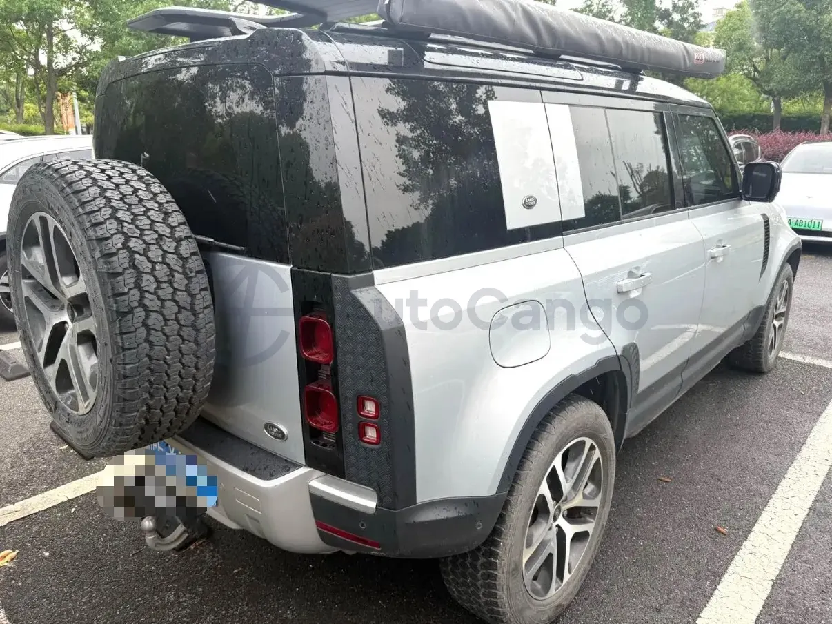 2022 Land Rover Defender 3.0T 400HP L6 8AT,autocango,china used car exporter,china ev exporter,chinese used car exporter,chinese used ev exporter