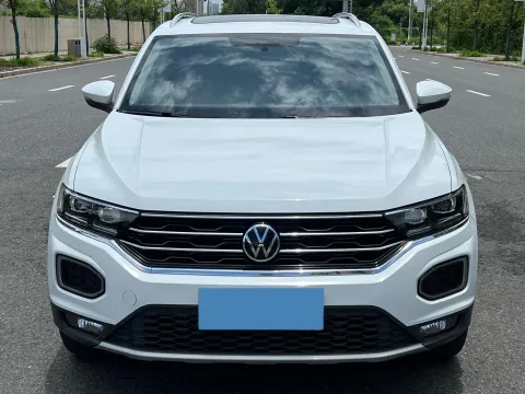 2022 Volkswagen T-Roc 1.4T 150HP L4 7DCT,autocango,china used car exporter,china ev exporter,chinese used car exporter,chinese used ev exporter