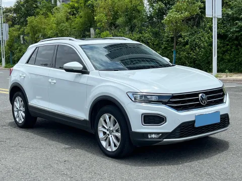 2022 Volkswagen T-Roc 1.4T 150HP L4 7DCT,autocango,china used car exporter,china ev exporter,chinese used car exporter,chinese used ev exporter