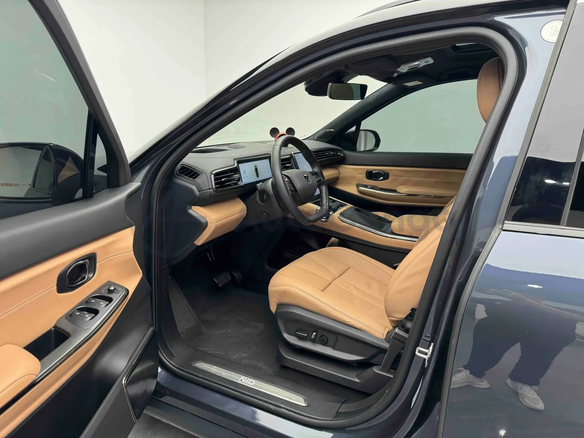 2020 NIO ES8 BEV 100KWH,autocango,china used car exporter,china ev exporter,chinese used car exporter,chinese used ev exporter